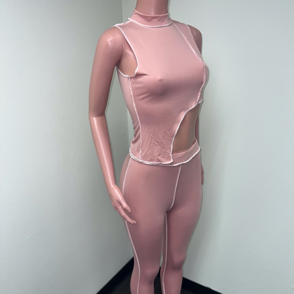 Two piece pink set